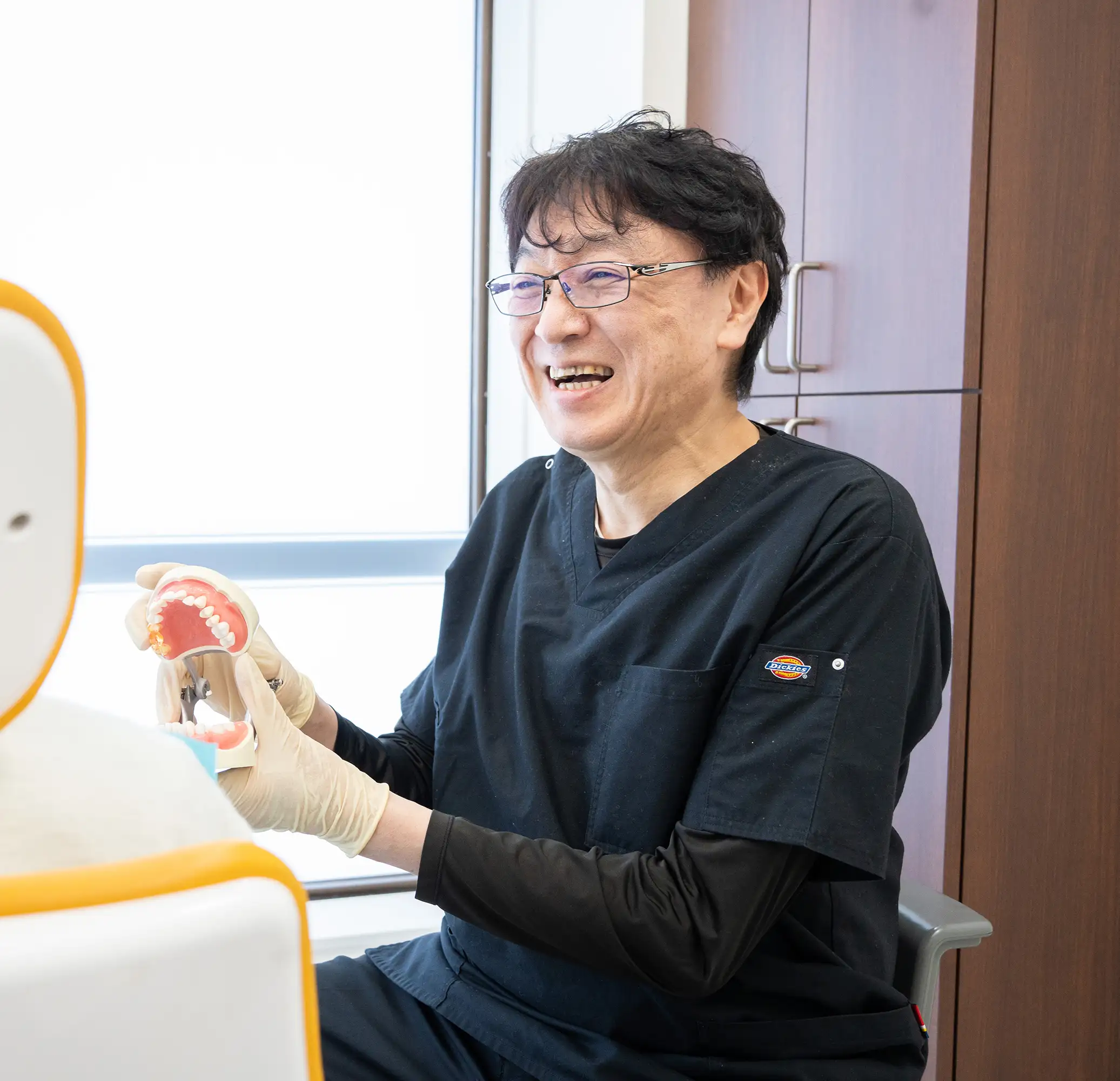 スタッフたちの写真